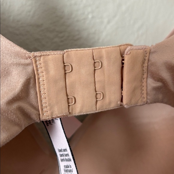 Victoria's Secret Women’s Lined Semi Demi Bra 38DD Nude Underwire - Picture 4 of 8